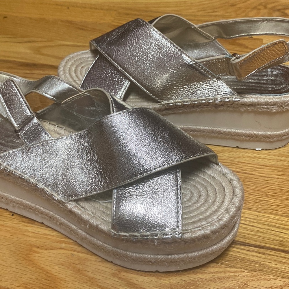 Marc Fisher Wedges! Only worn once